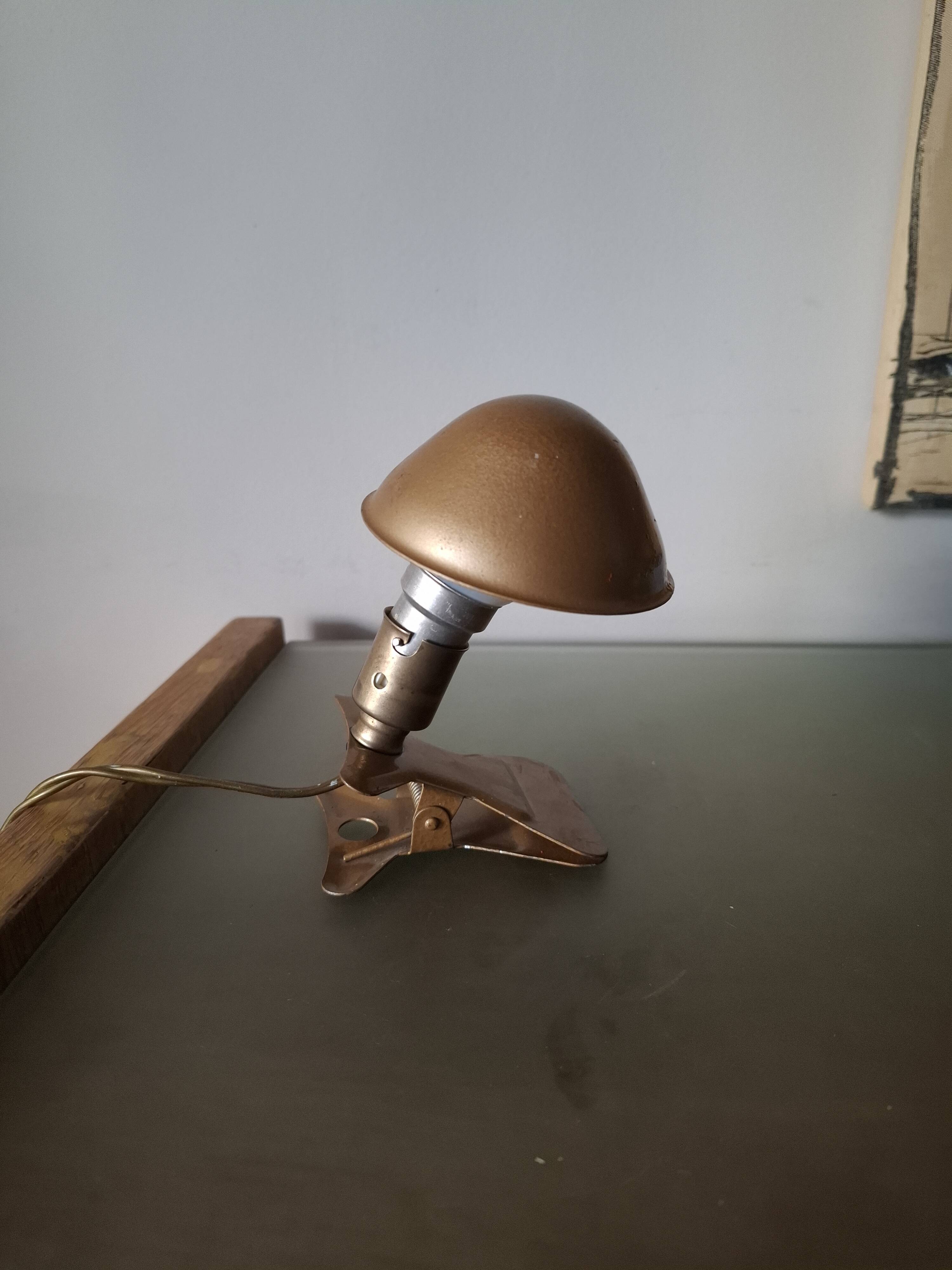 Lampe vintage en metal champignon