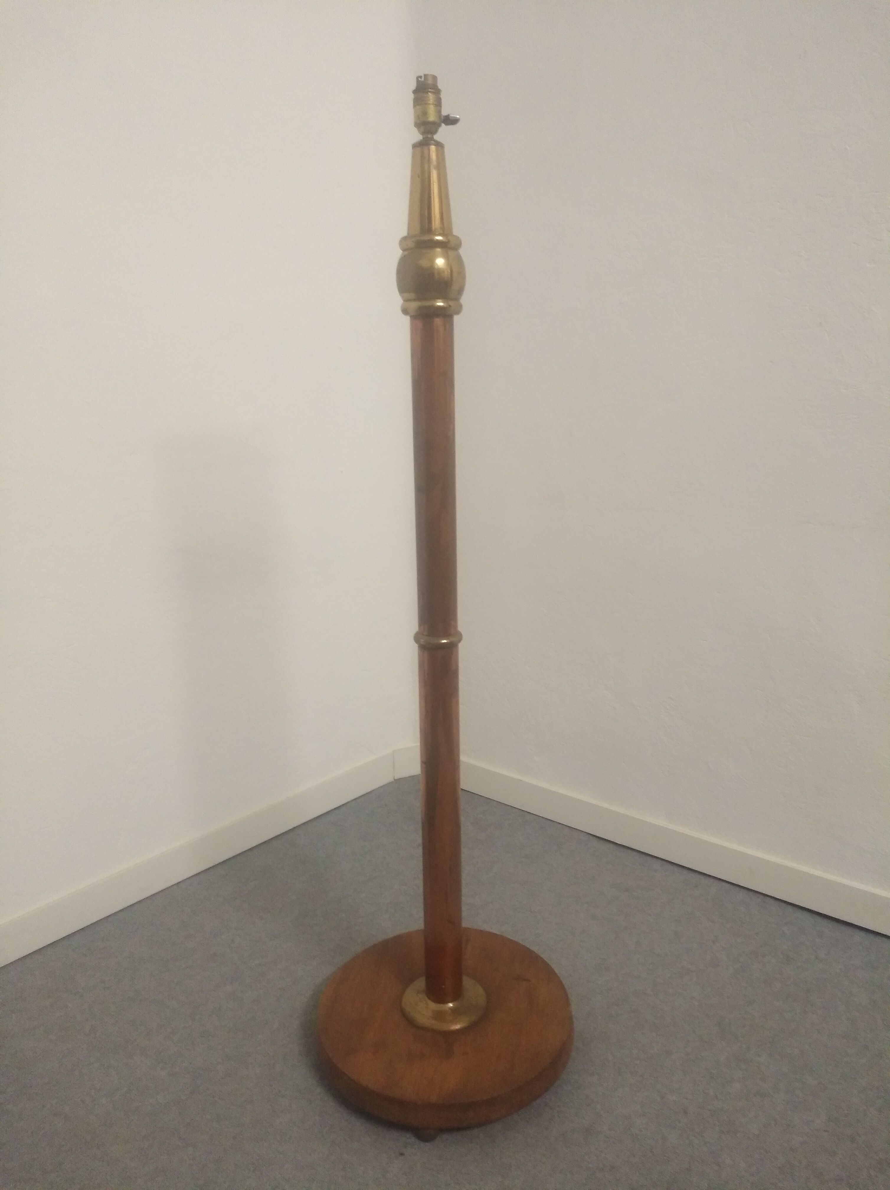 Art Deco lamp in copper and brass