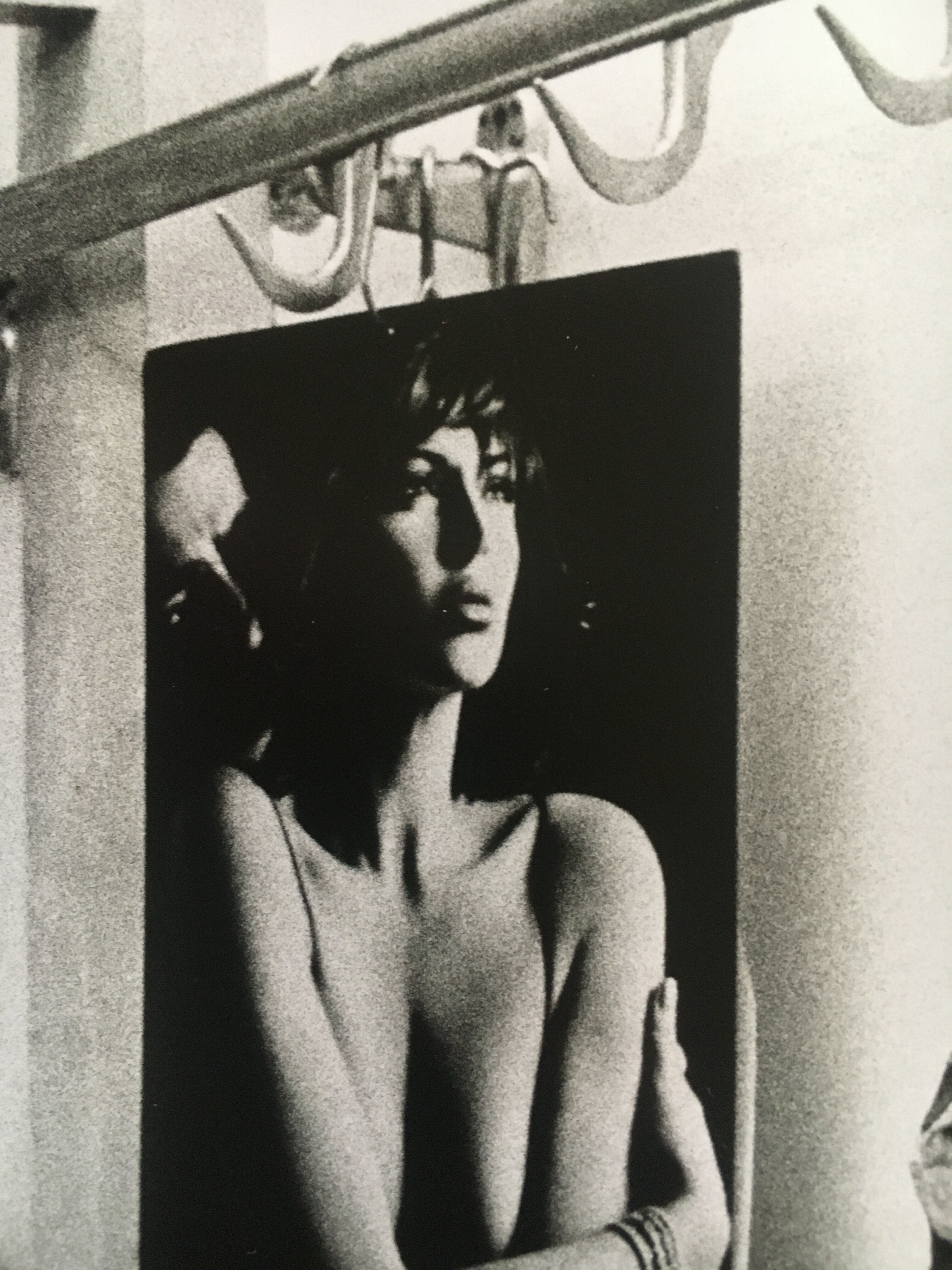 Draw Italy 90s - Female nude in a butcher shop