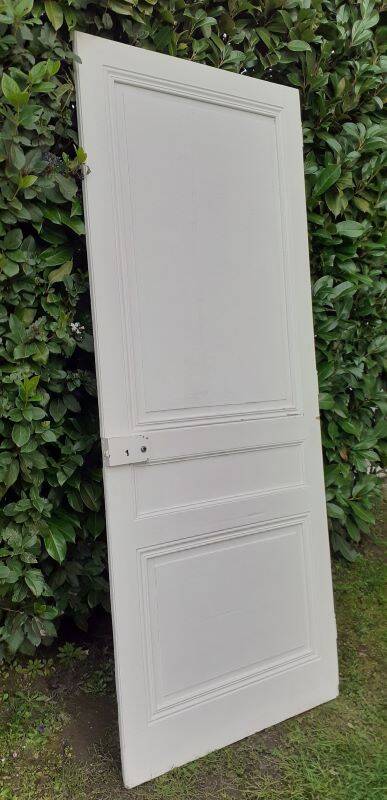 Communication door h221.5xl90cm old paneled, molded, interior
