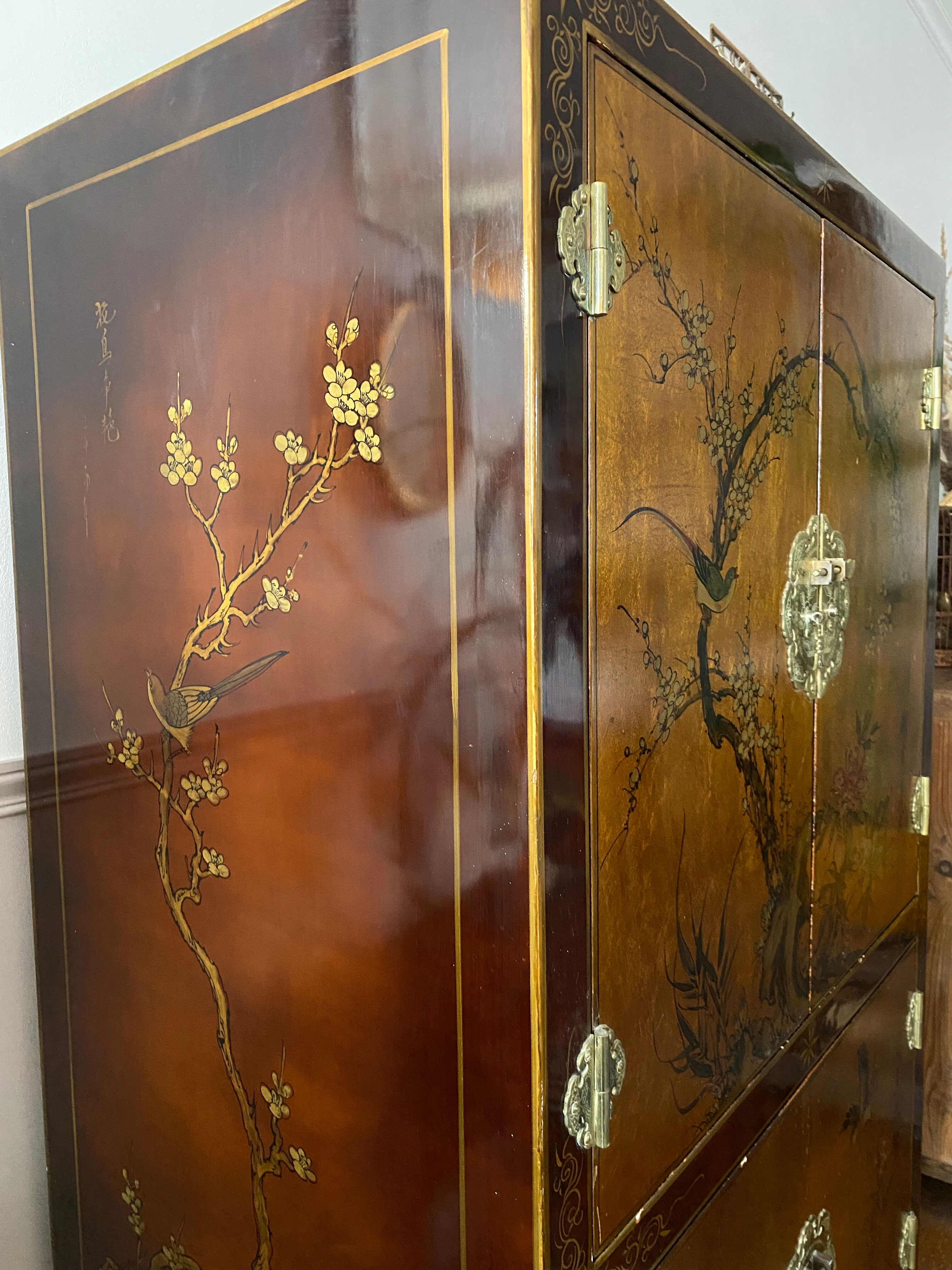 Asian Chinese lacquered sideboard furniture