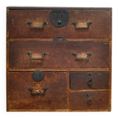 Petite commode japonaise, vers 1900