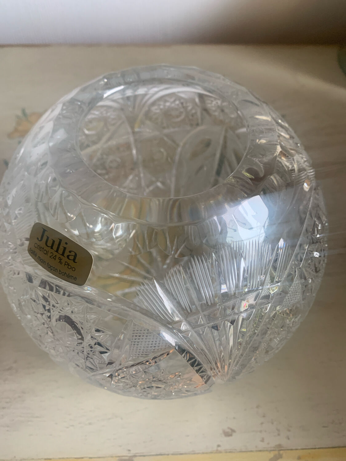 Pair of hand-cut Bohemian crystal ball vases Julia Crystal