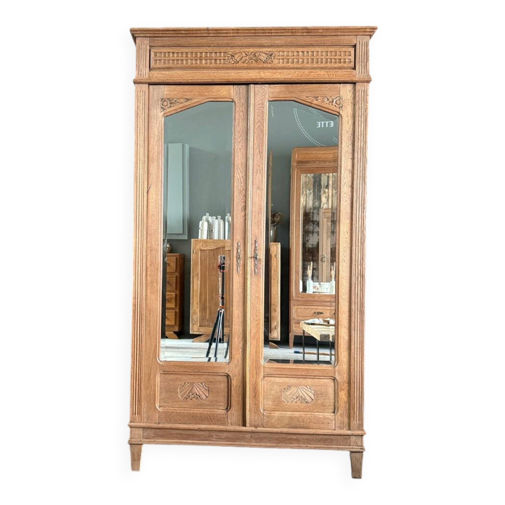 Art Deco oak wardrobe (renovated)
