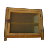 Ancien garde manger en bois et grillage