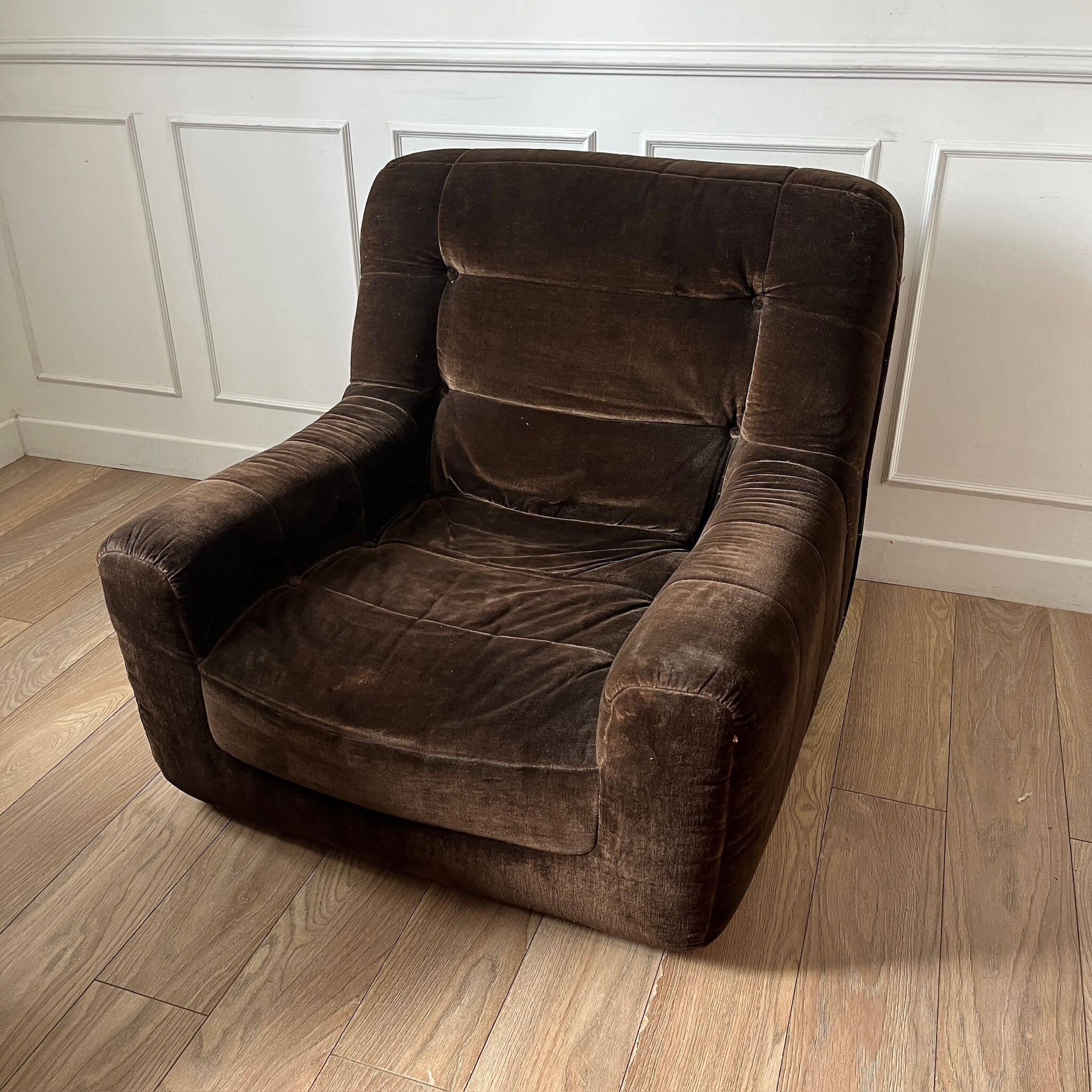 Fauteuils années 70 Arnaldo Gamba