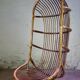 Fauteuil suspendu en rotin vintage