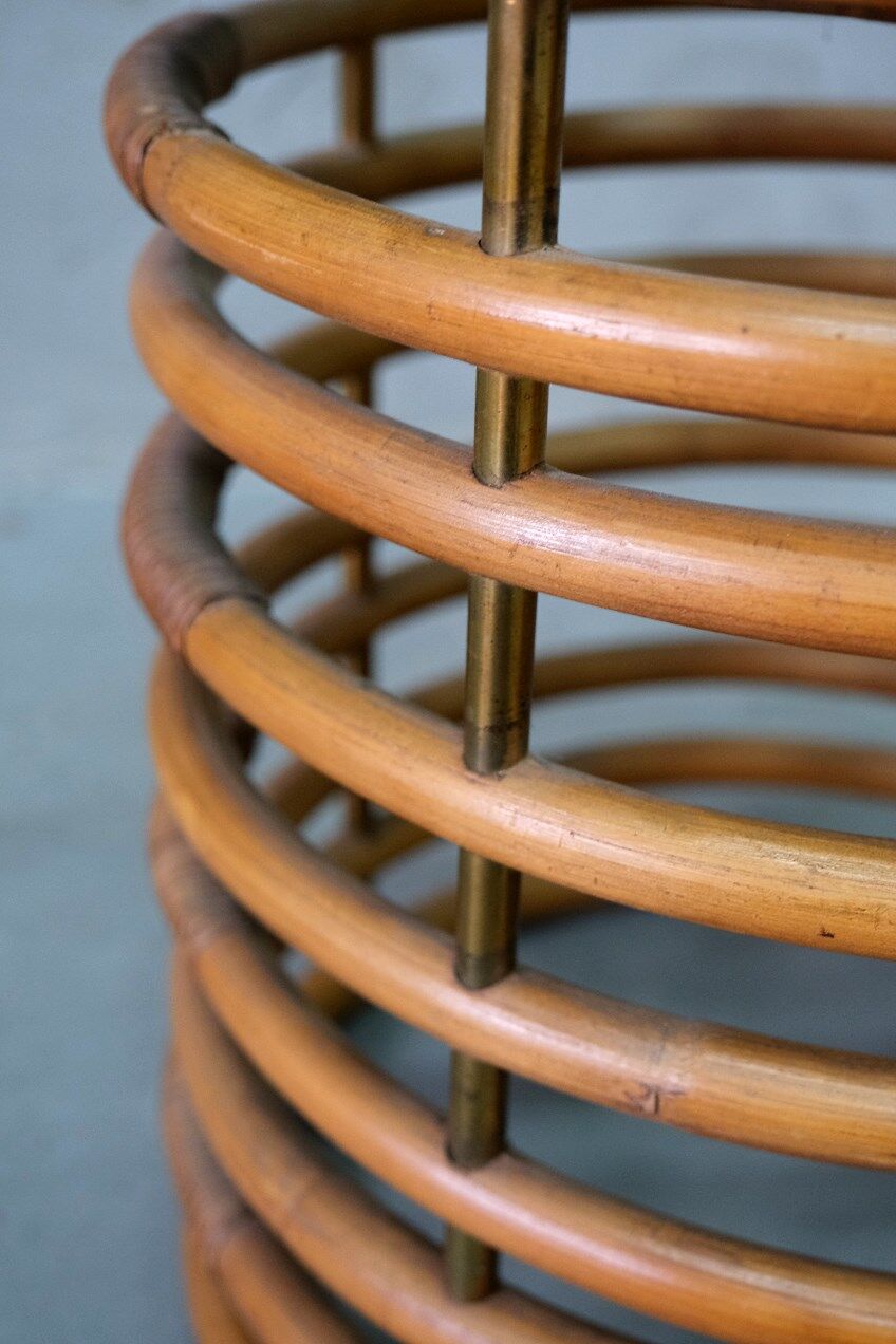 Rocking chair et table d’appoint en bambou de FM, années 1950