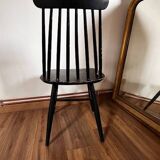 Black fanett type chair
