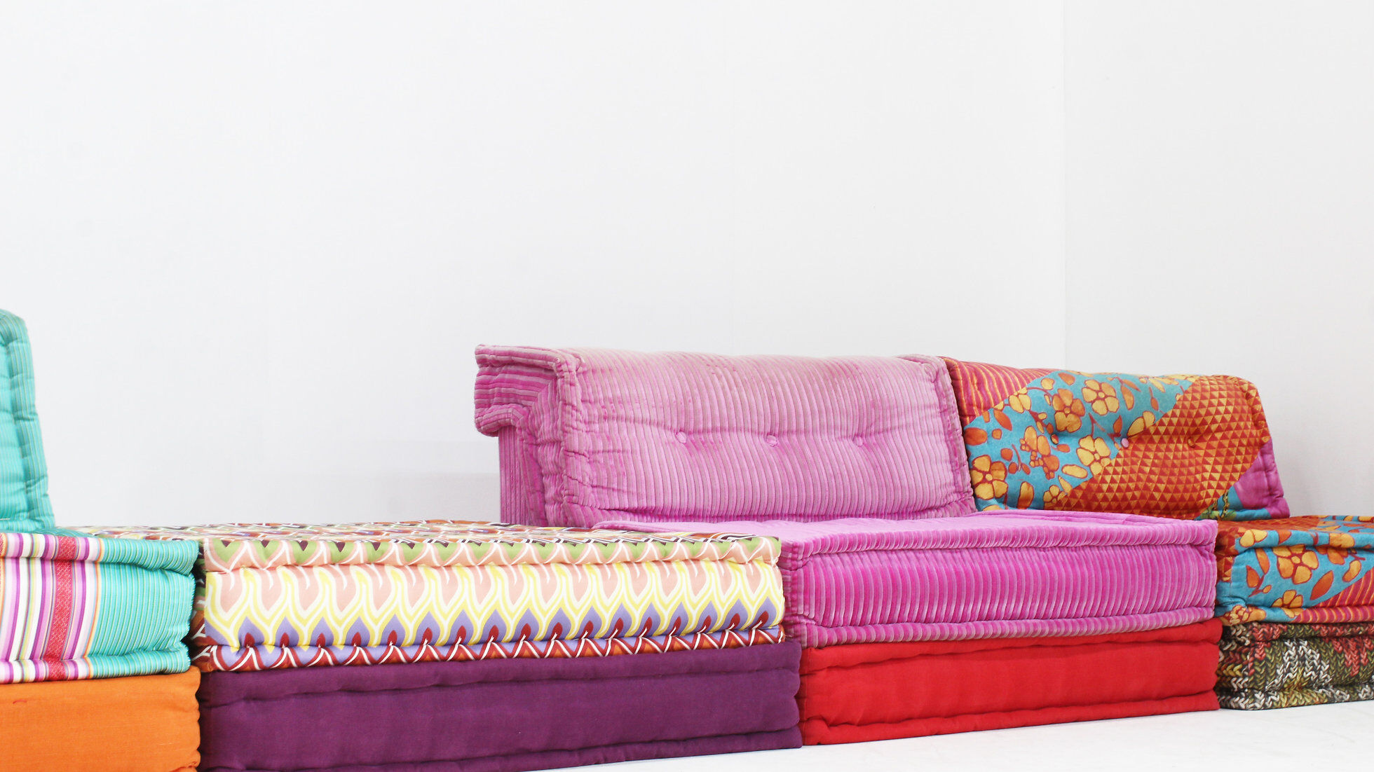 Canapé Mah Jong Roche Bobois design Kenzo Takada par Hans Hopfer, ensemble de 11.