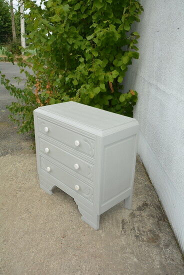 Art Deco dresser