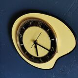 Vintage formica clock silent wall clock asymmetrical 60s "Yellow black"