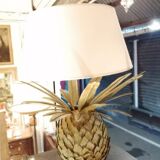 Pineapple lamp
