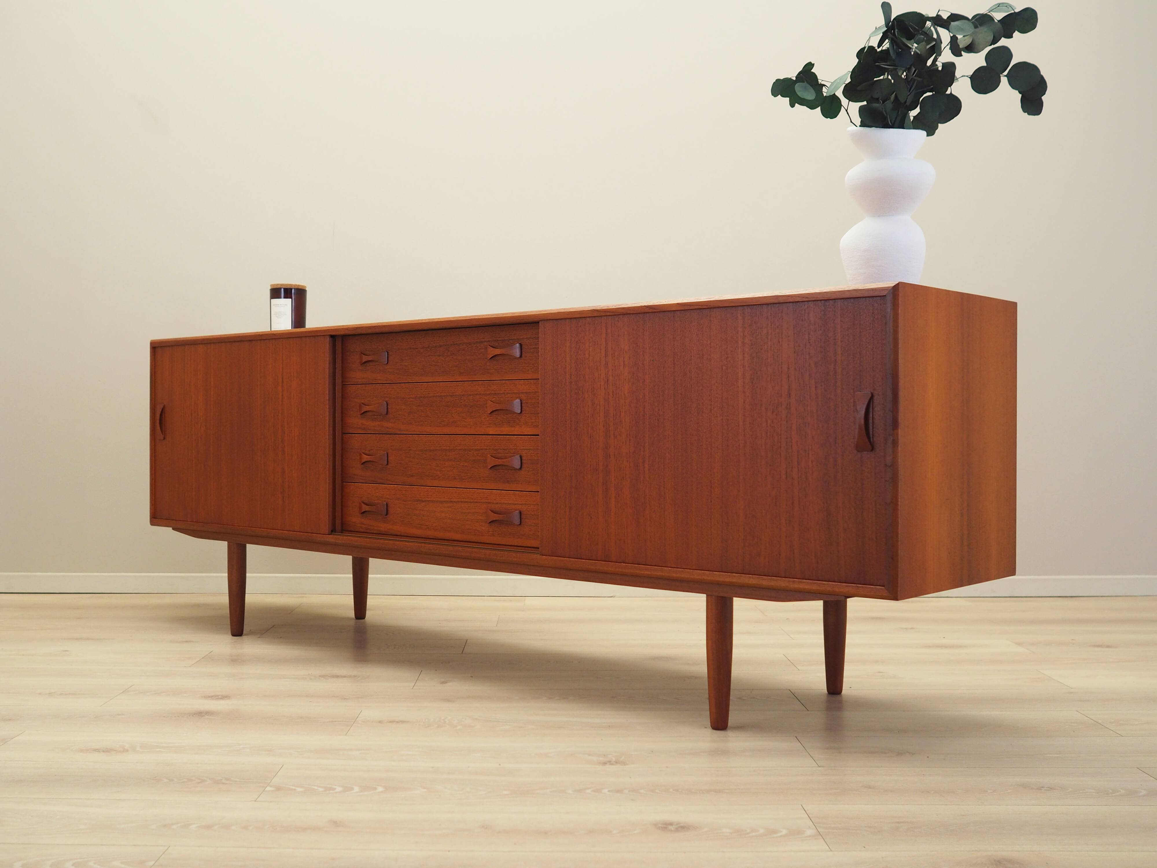 Buffet en teck, design danois, années 60, fabricant : Clausen & Son