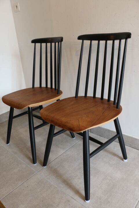 2 chaises fanette d’Ilmari Tapiovaara