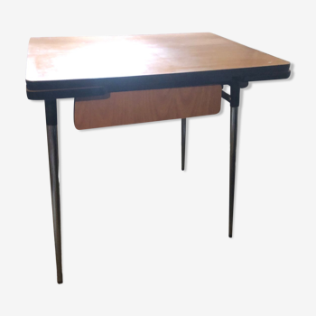 Brown formica table