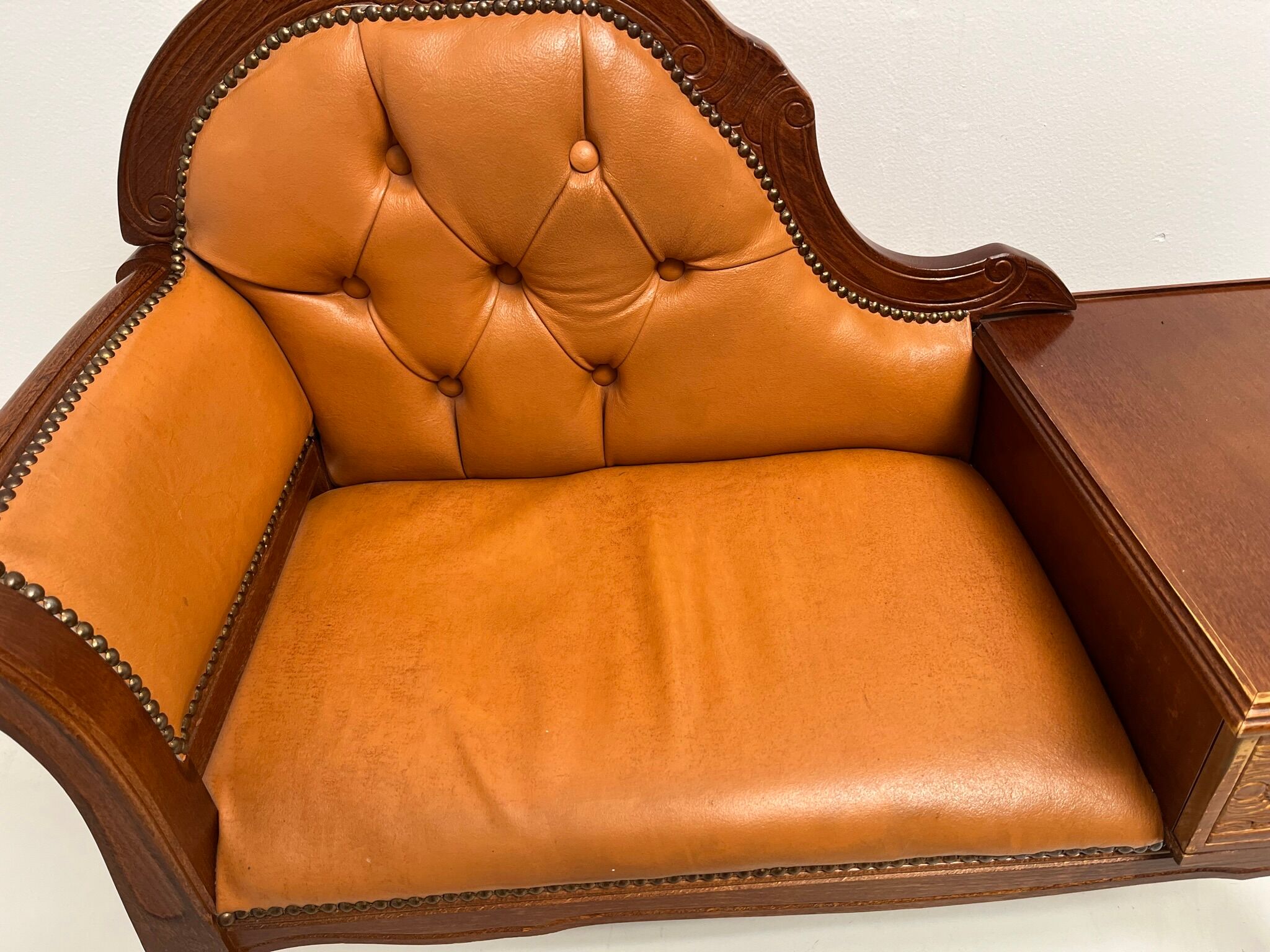 Telephone cabinet 50s