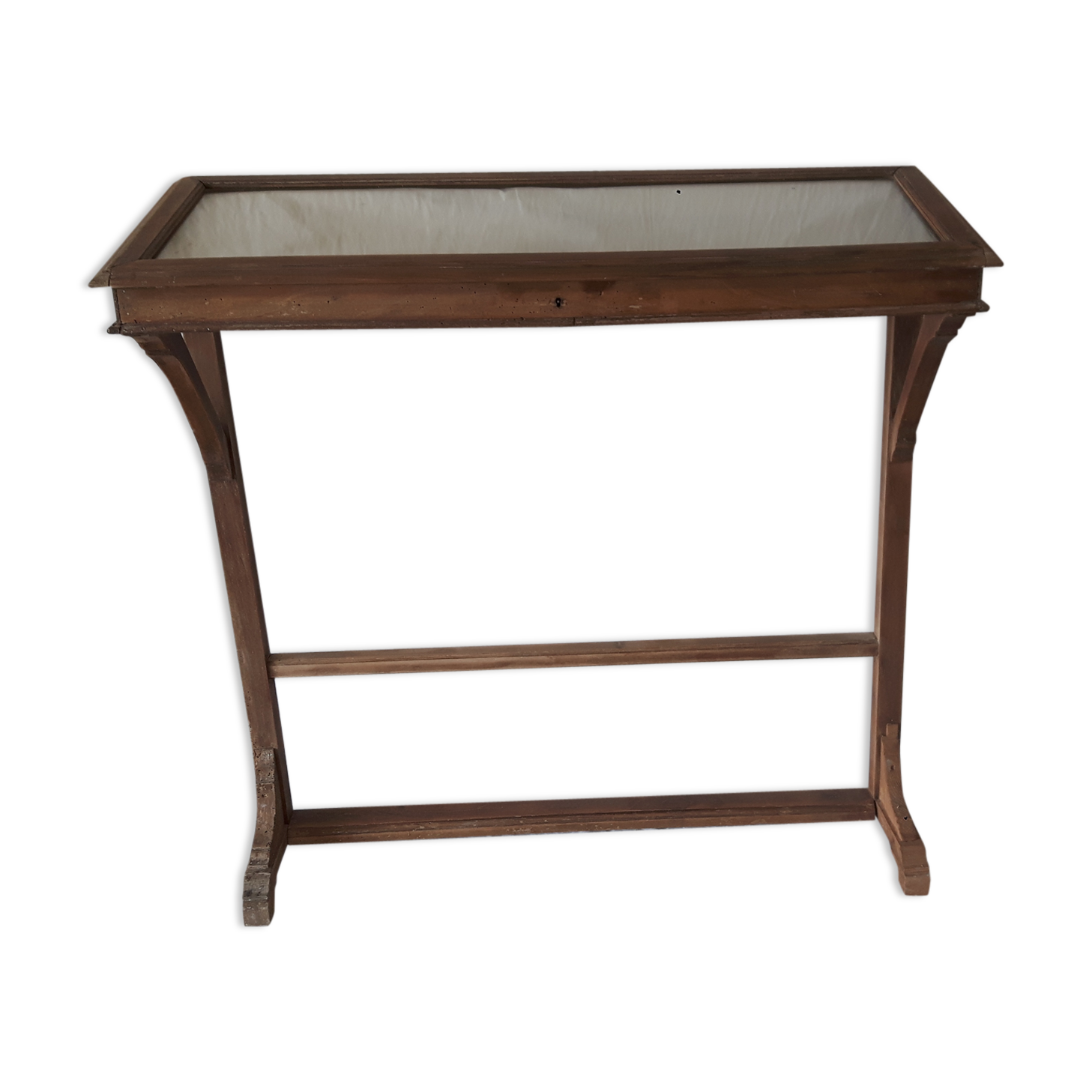 Old jewelry showcase