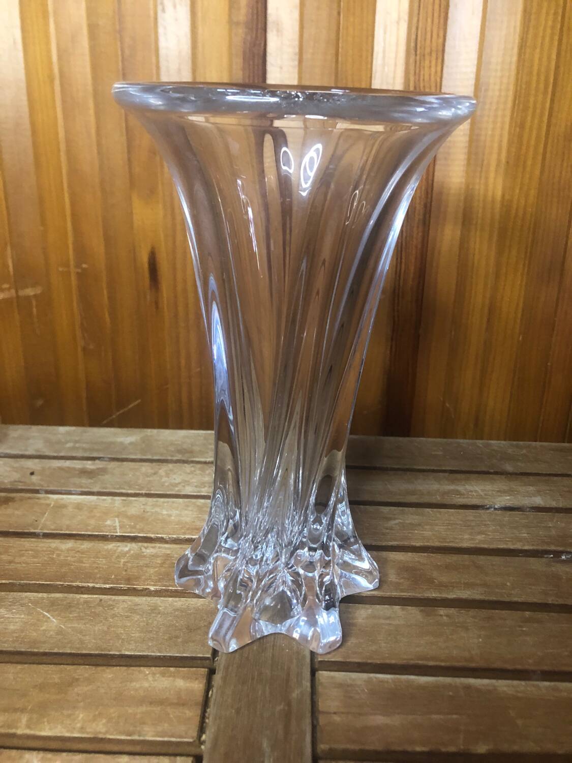Old VANNES Crystal Vase Vintage Molded Glass #A410