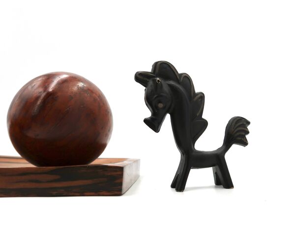 Sculpture cheval stylisé en bronze, années 50
