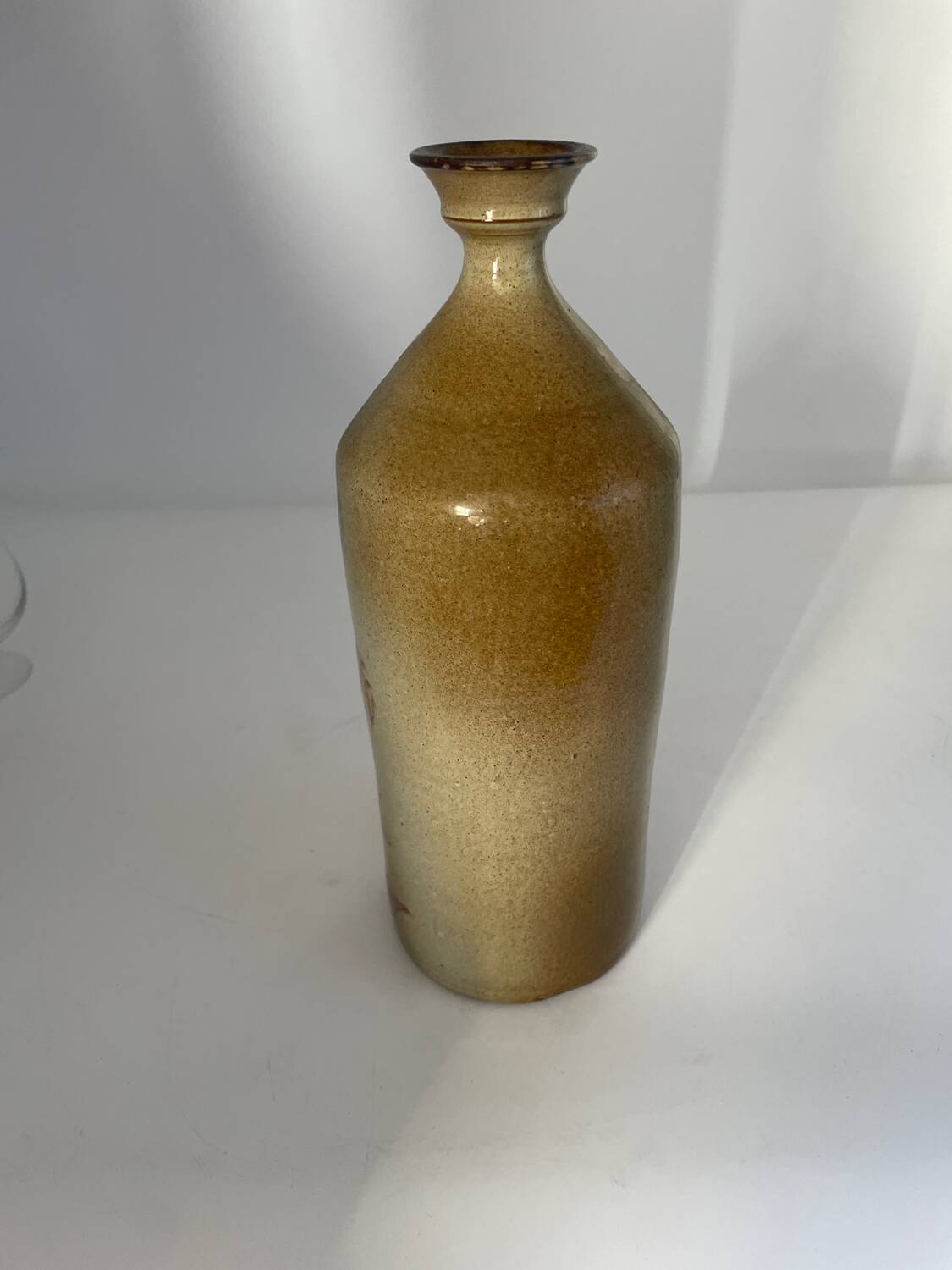 Large soliflore, vase with thistles.