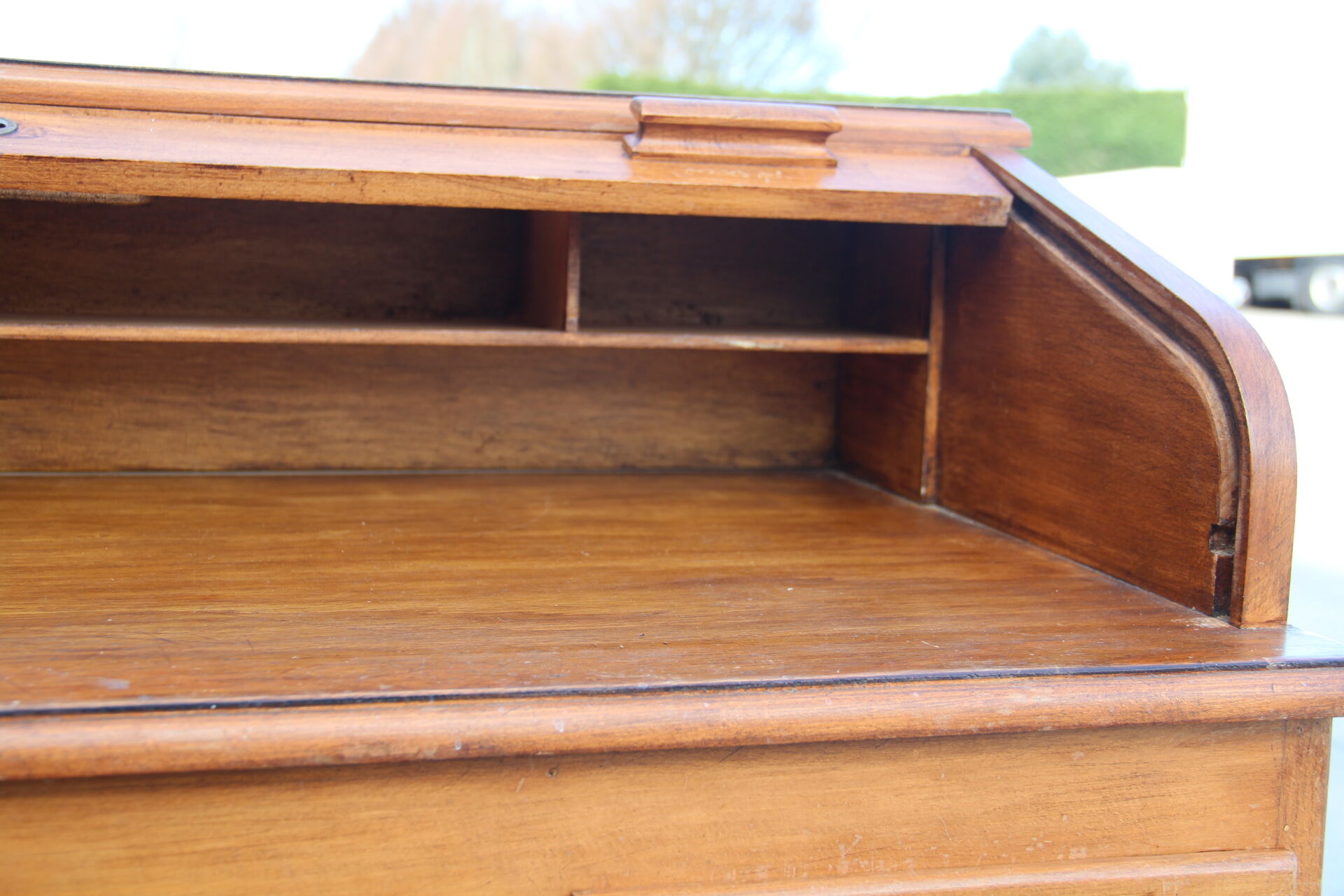 Small art-deco teacher's office