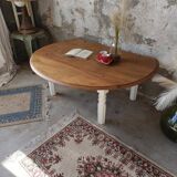 Round coffee table