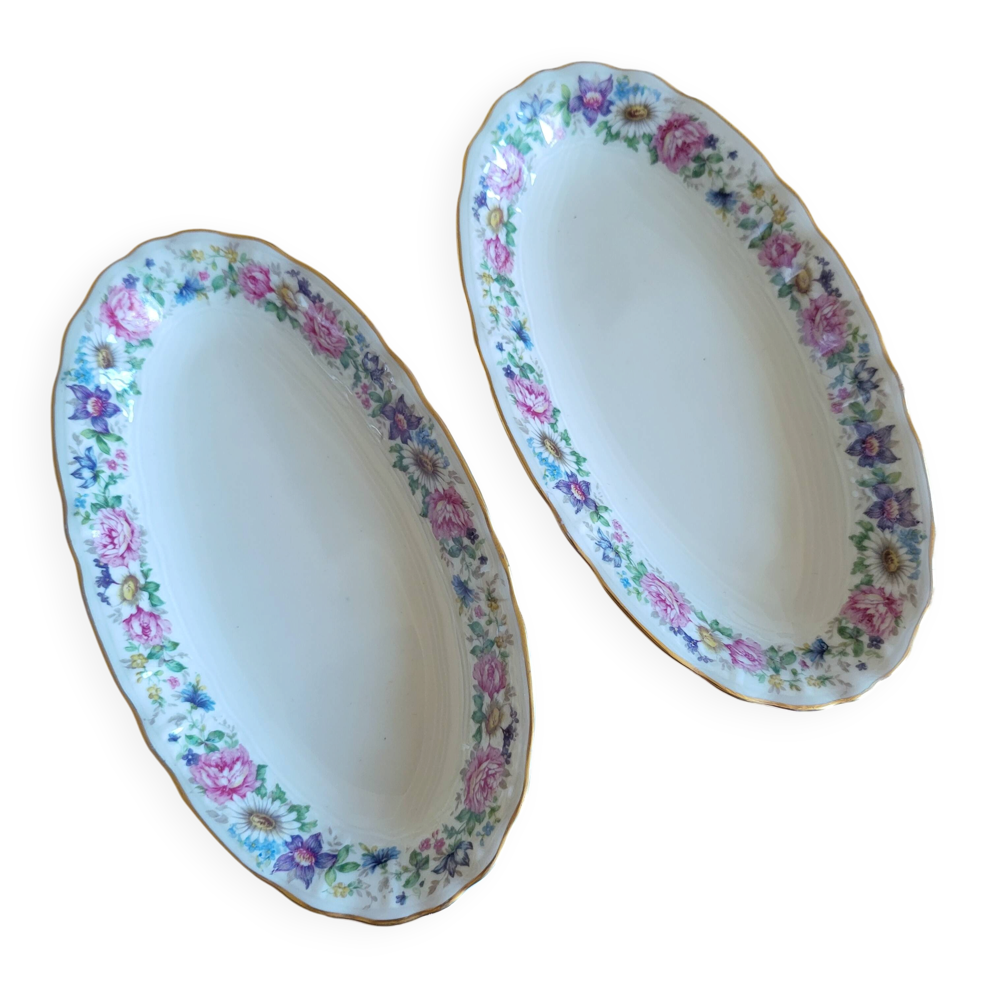 Limoges Bernardaud. Set of 2 porcelain dishes.