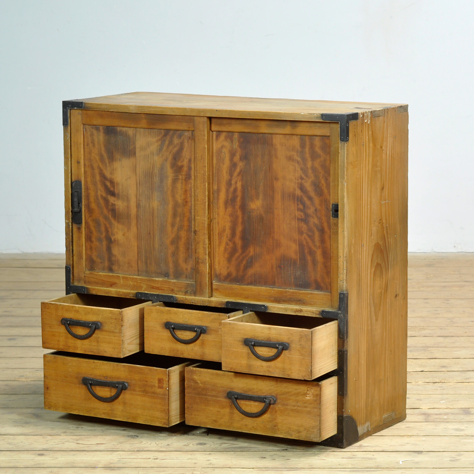Japanese Tansu chest of drawers, circa 1900