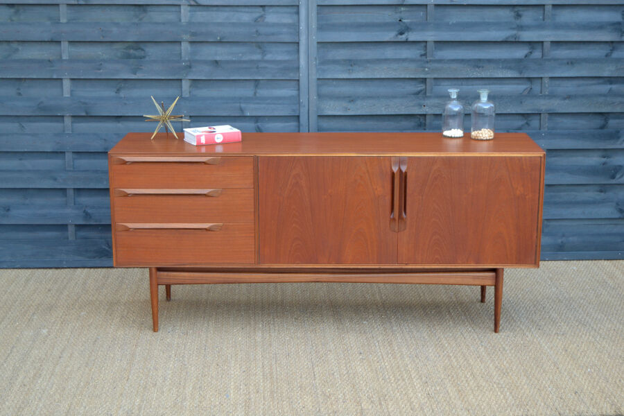 Enfilade en teck par McIntosh * 176 cm