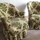 Paire de fauteuils crapaud vert et crème