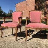 Paire de fauteuils cabriolets style Louis XV