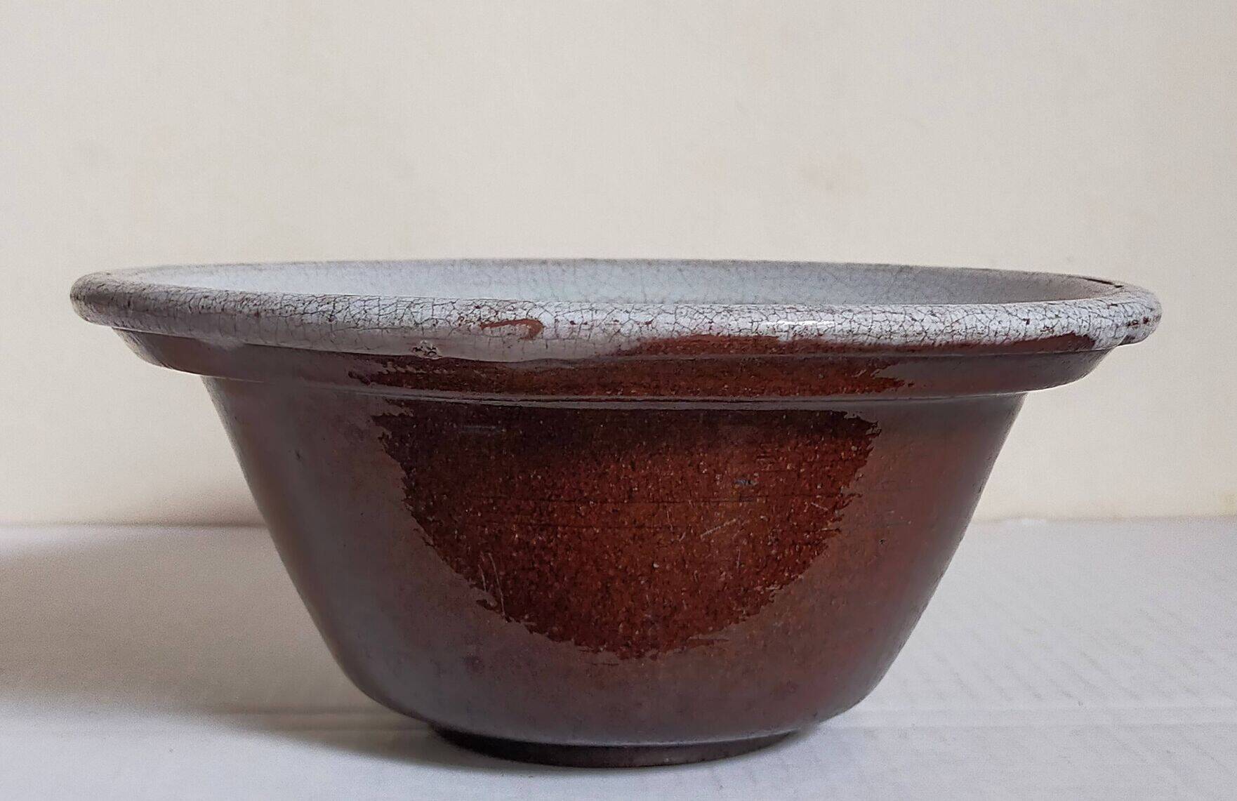 19th century enamelled earthenware salad bowl