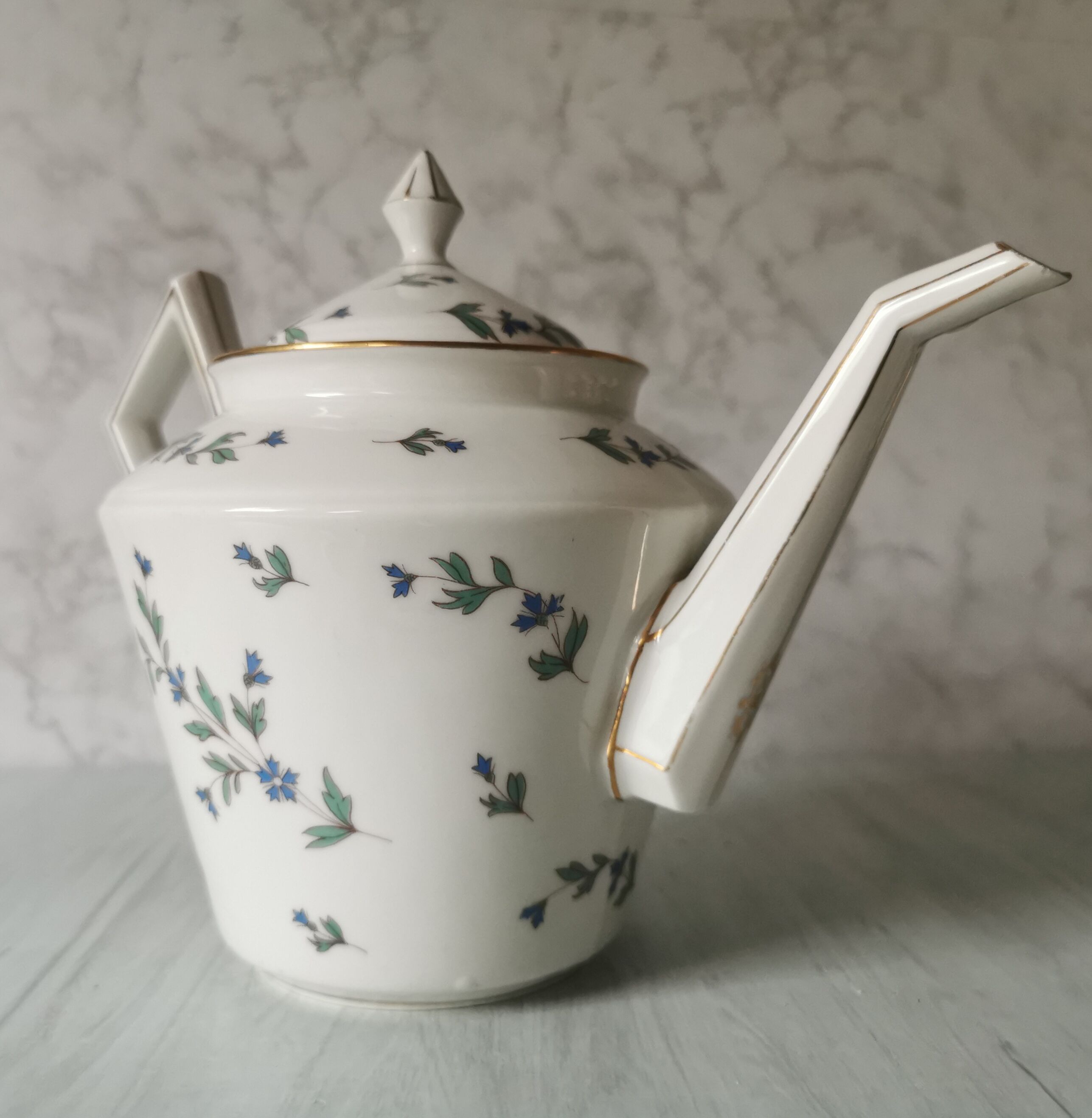 Porcelain barbel tea set Limoges Guérin