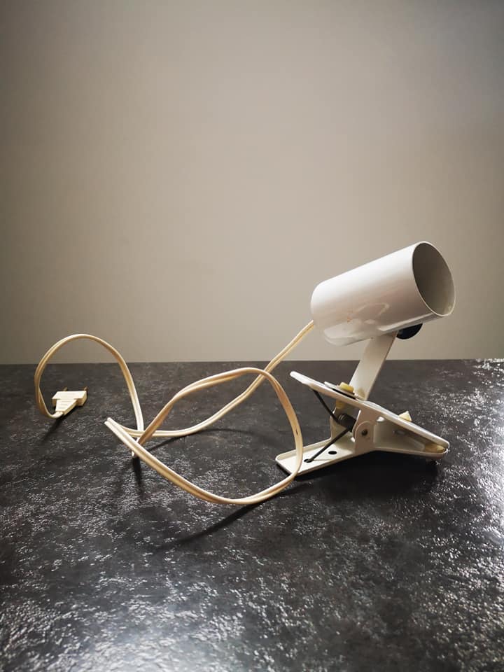 Old spotlight lamp with hanging clip 100% white 100%1970 vintage tbe