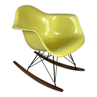 Rocking chair RAR de Charles & Ray Eames pour Herman Miller 1950