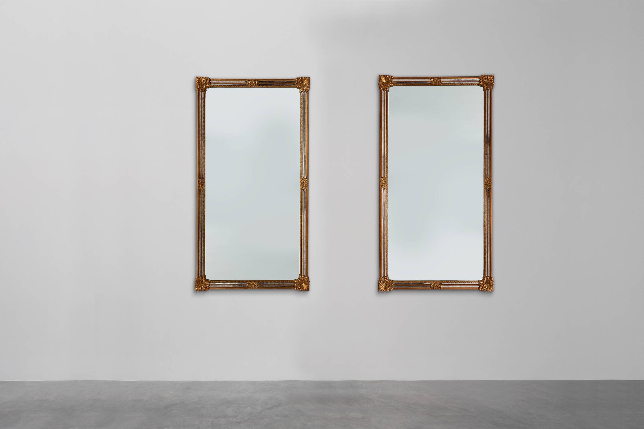 Pair of 2 Large 20th century rectangle gilded Baroque Deknudt mirrors