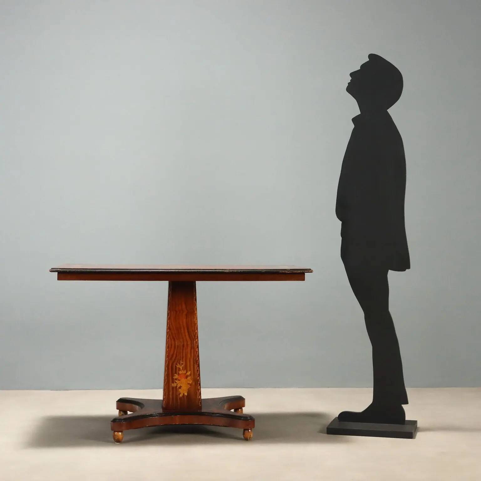 Table en palissandre et acajou - Angleterre fin XIXe siècle
