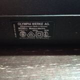 Typewriter oOlympia monica electric s