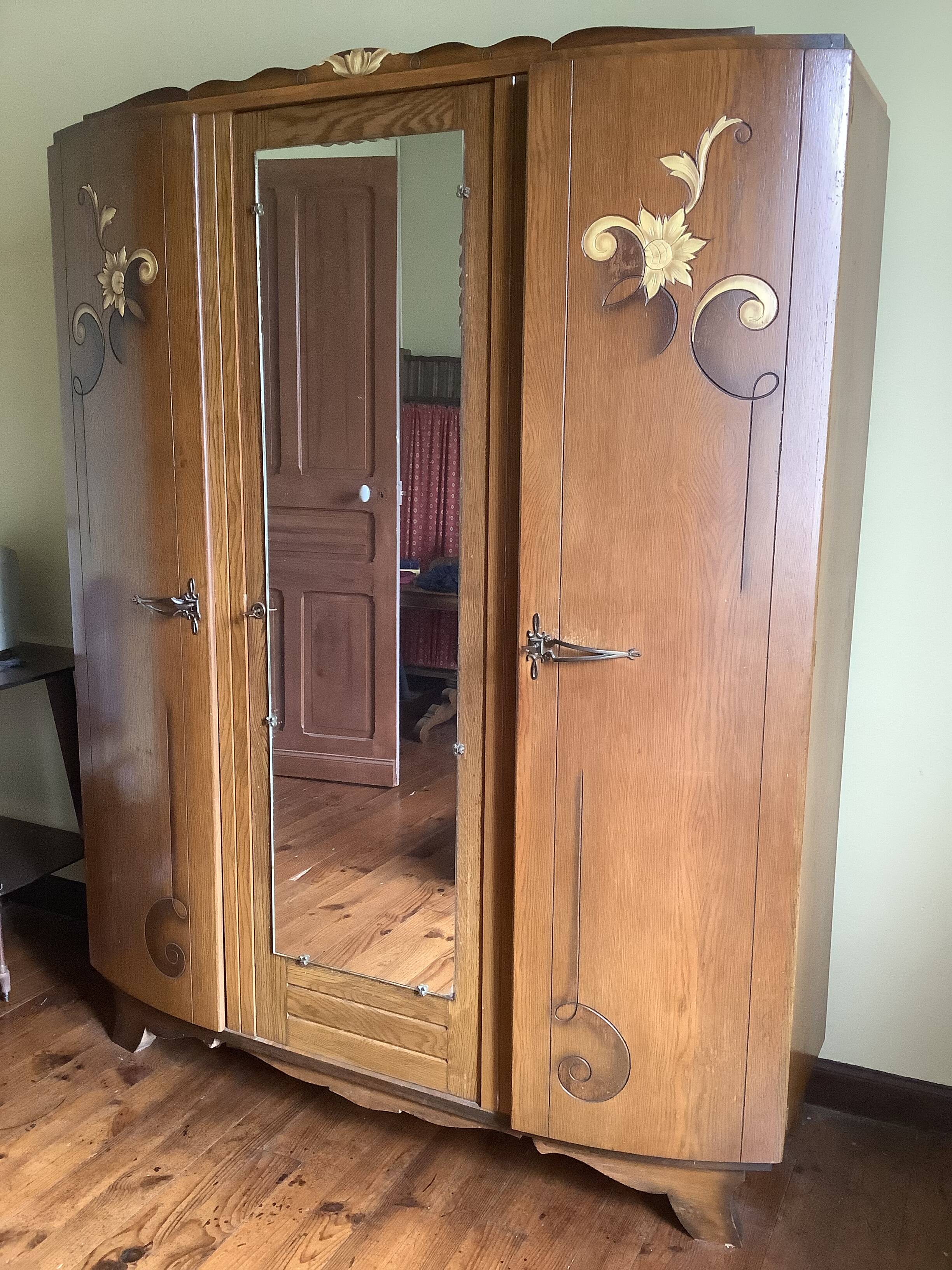 Bedroom wardrobe