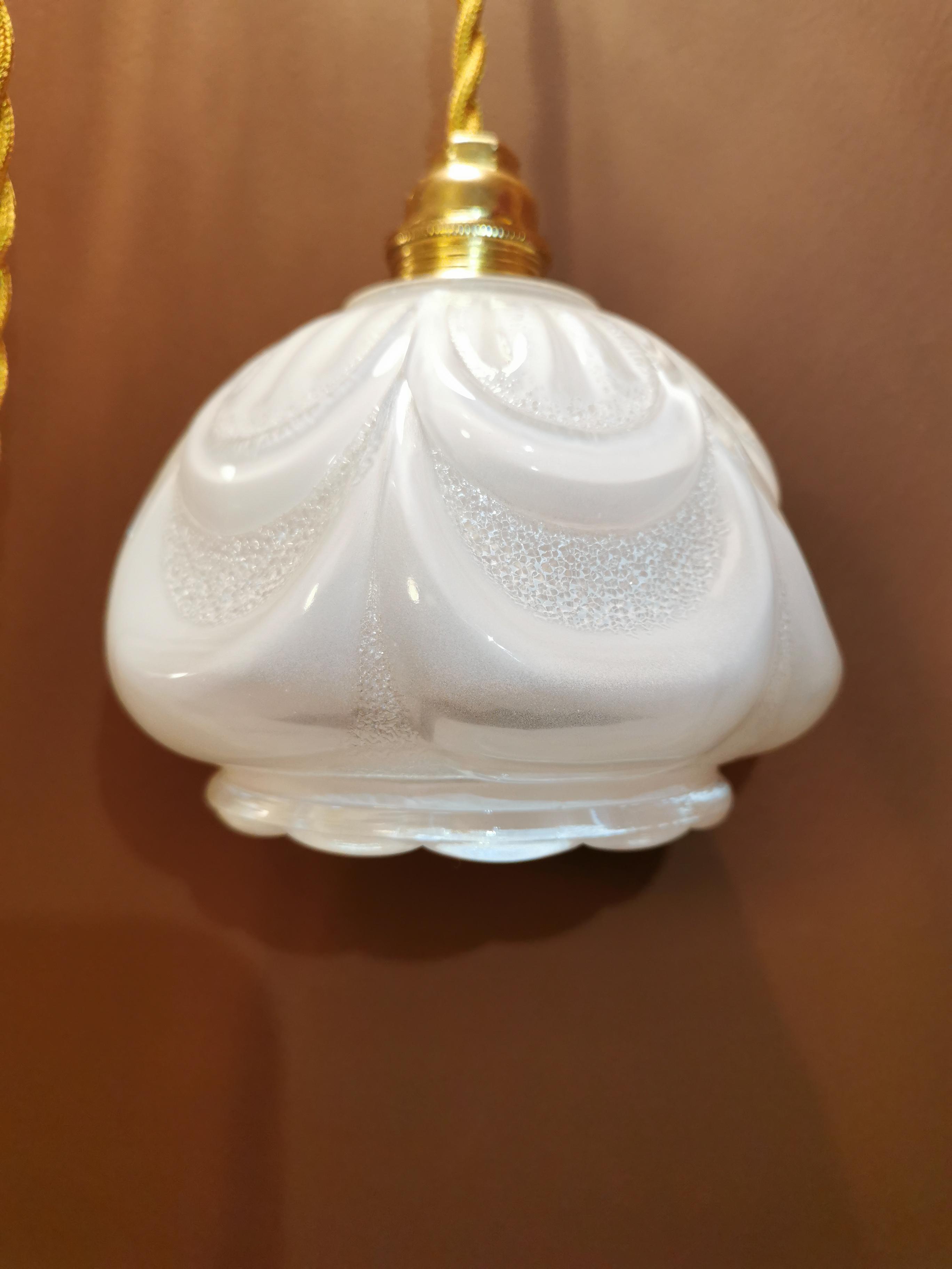 White opaline walker bubbled