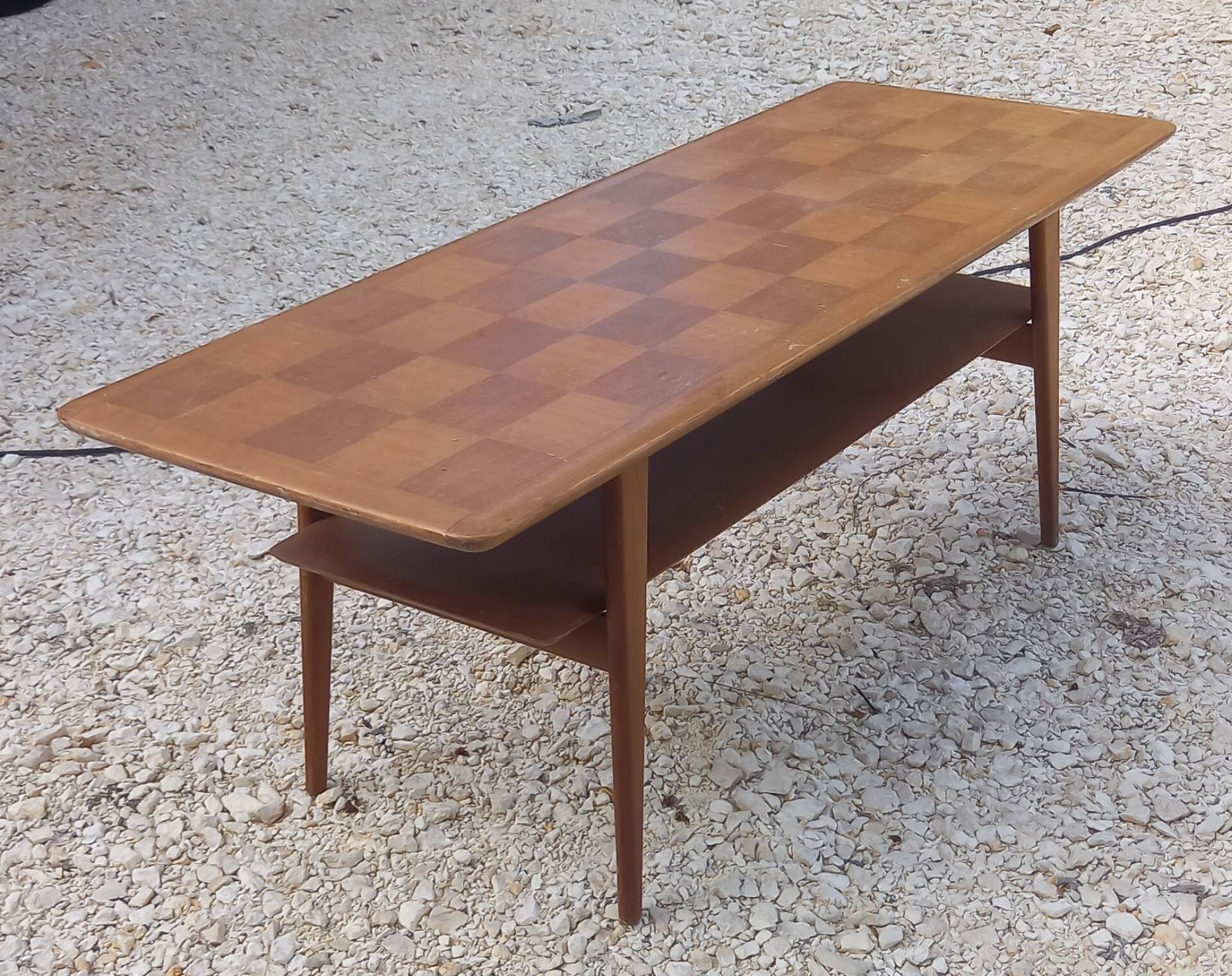 Table basse style scandinave