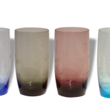 Verres anciens colorés gravés