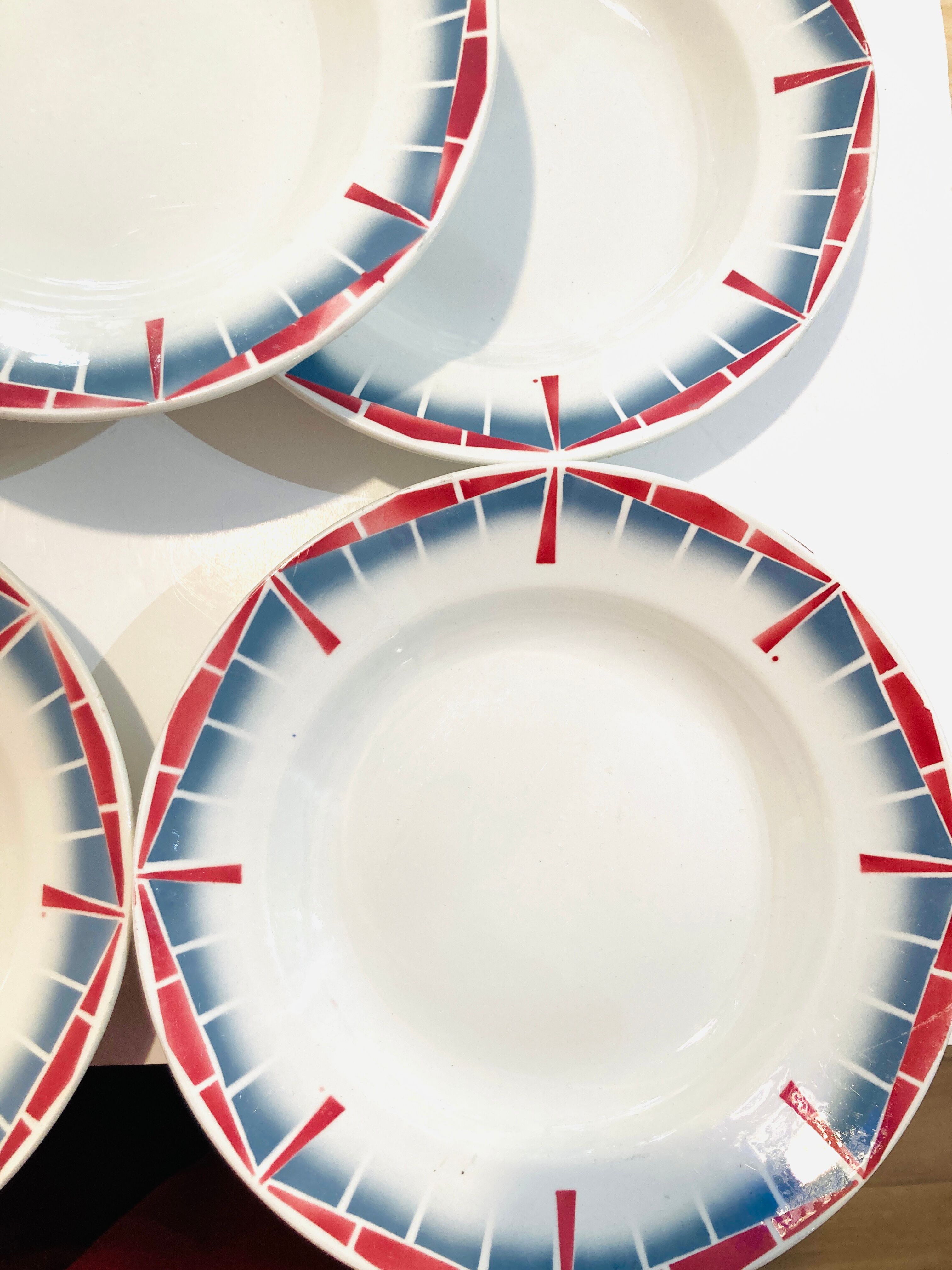 8 hollow plates ceranord st amand boulingrin pink and blue -vintage-kitchen-retro