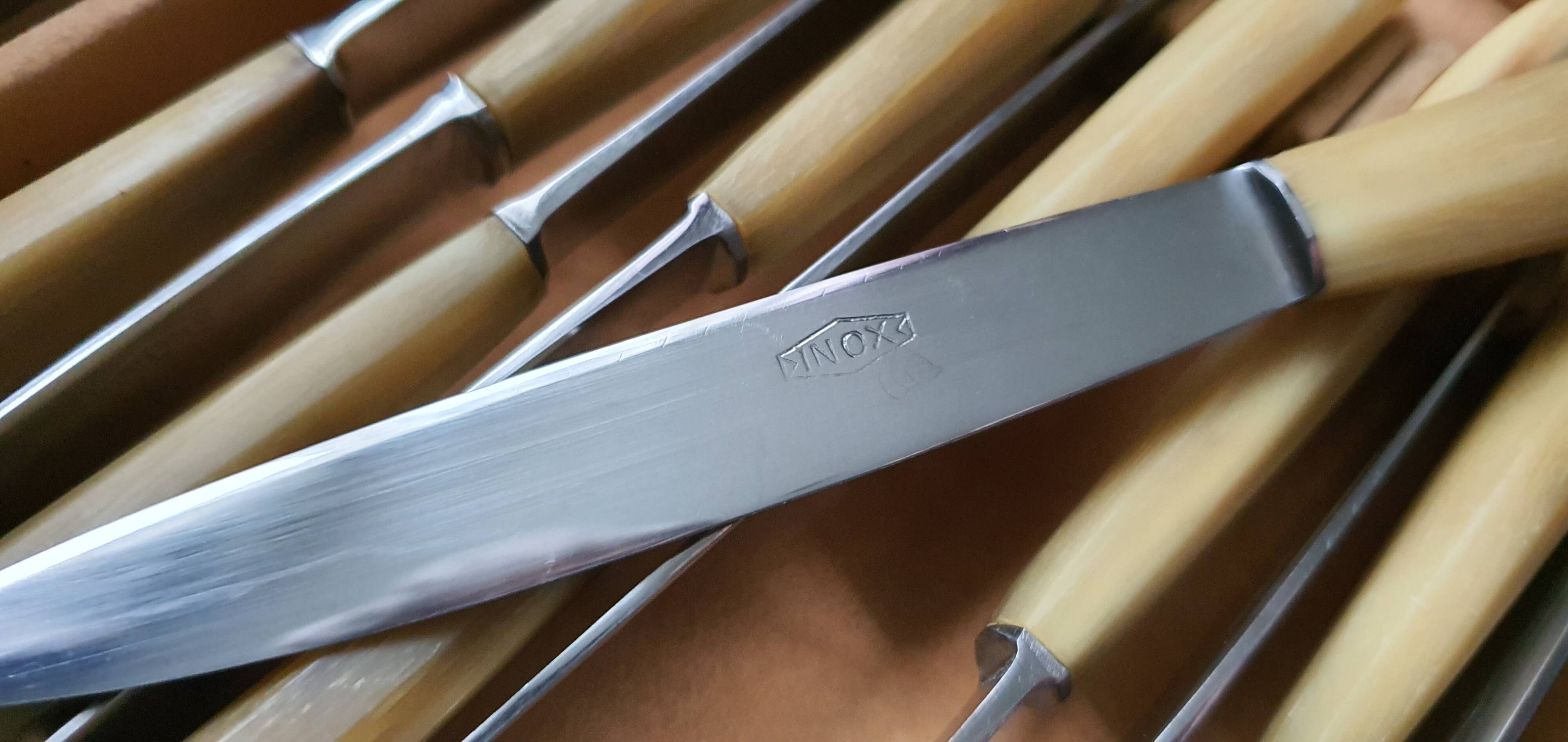 Box of 24 horn and stainless steel knives
