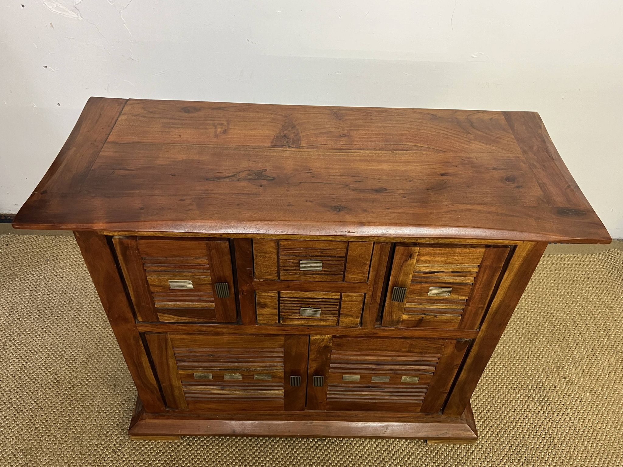 Solid acacia wood sideboard 4 doors, 2 drawers