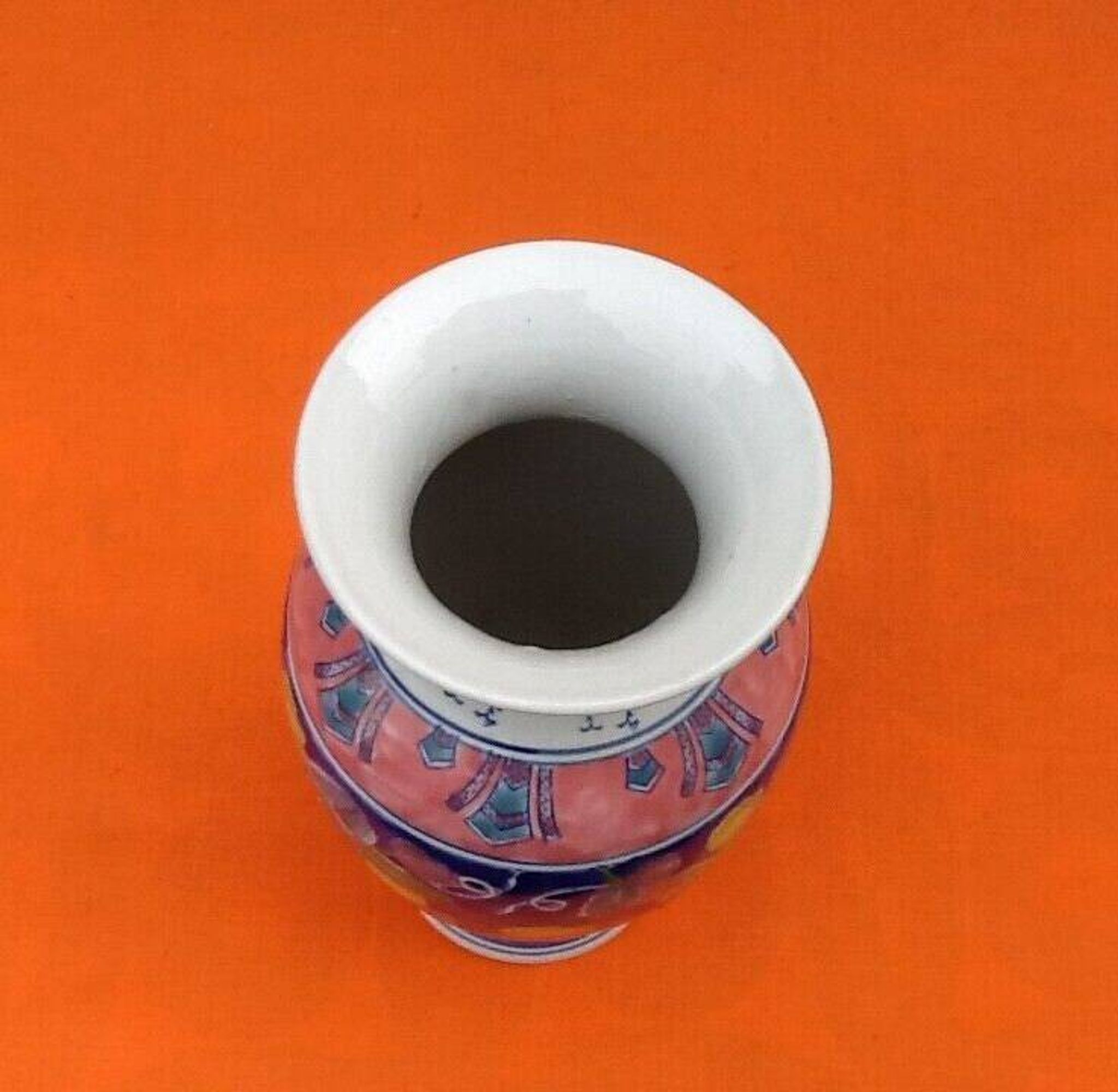 Baluster vase Polychrome ceramic Floral decoration