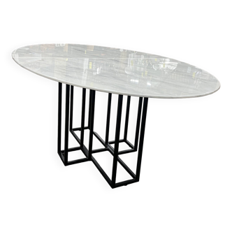 Table à manger ovale en marbre