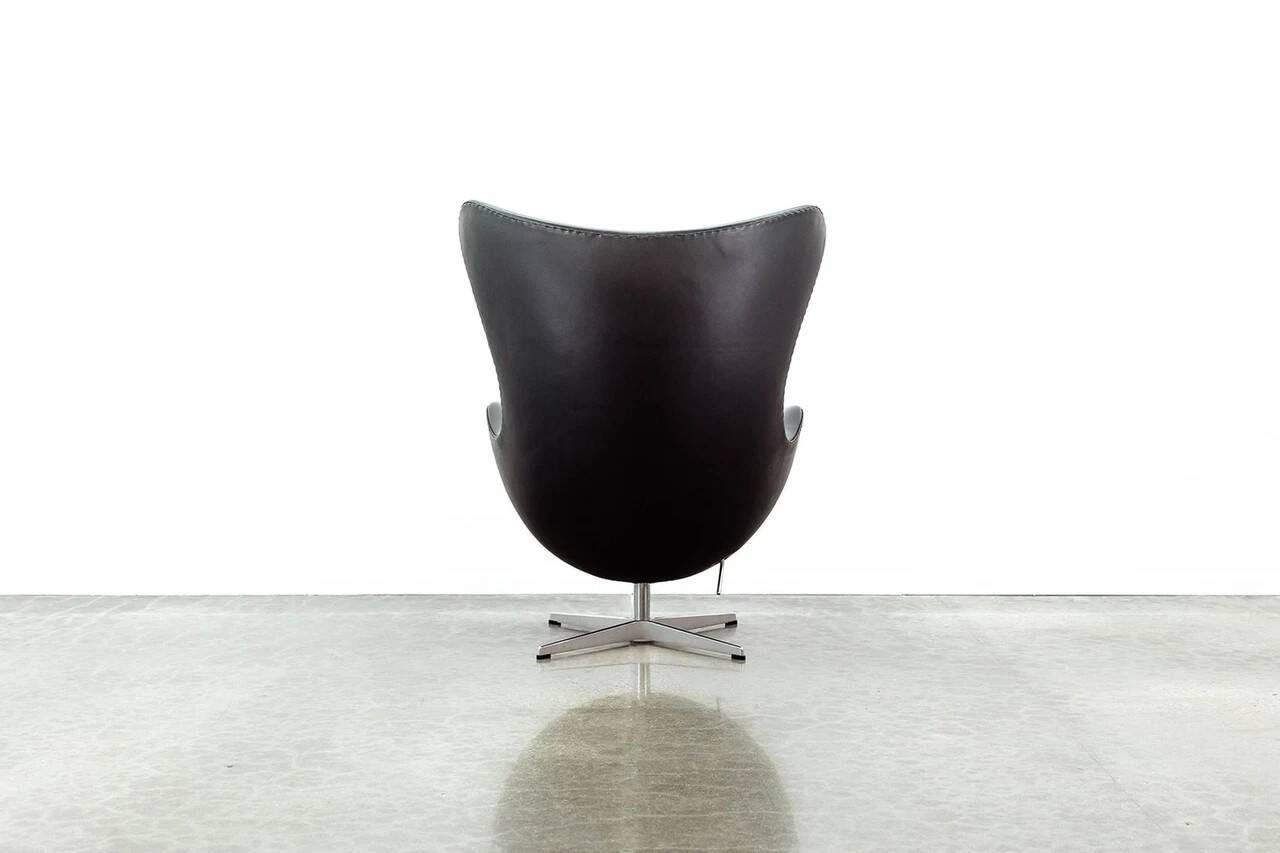 Arne Jacobsen egg chair