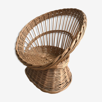 Wicker basket armchair for children